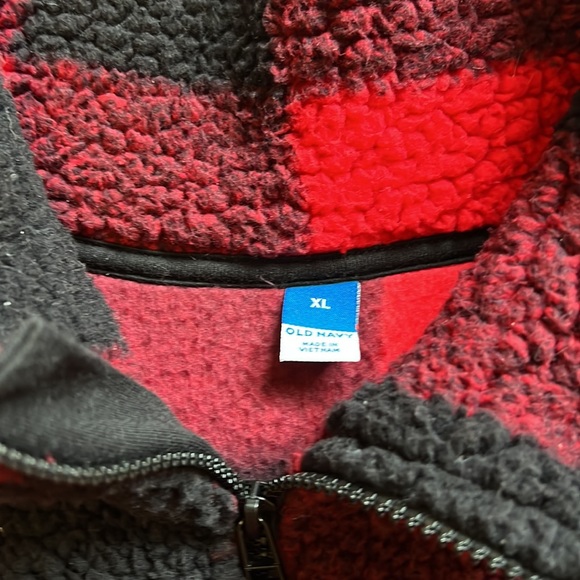 Old Navy Sherpa - Picture 3 of 4